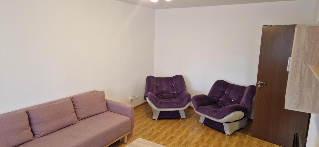 Two Rooms Parc Ior Apartament Bucharest Exterior photo